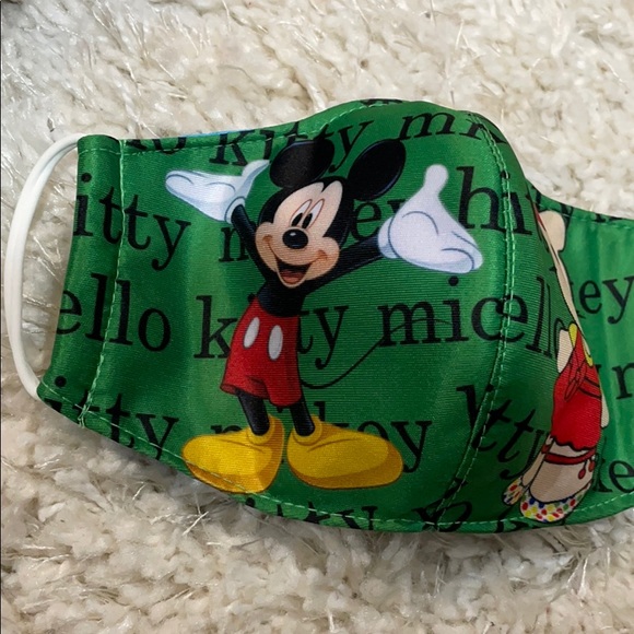 Mickey mouse and Hello Kitty masks - Picture 6 of 8